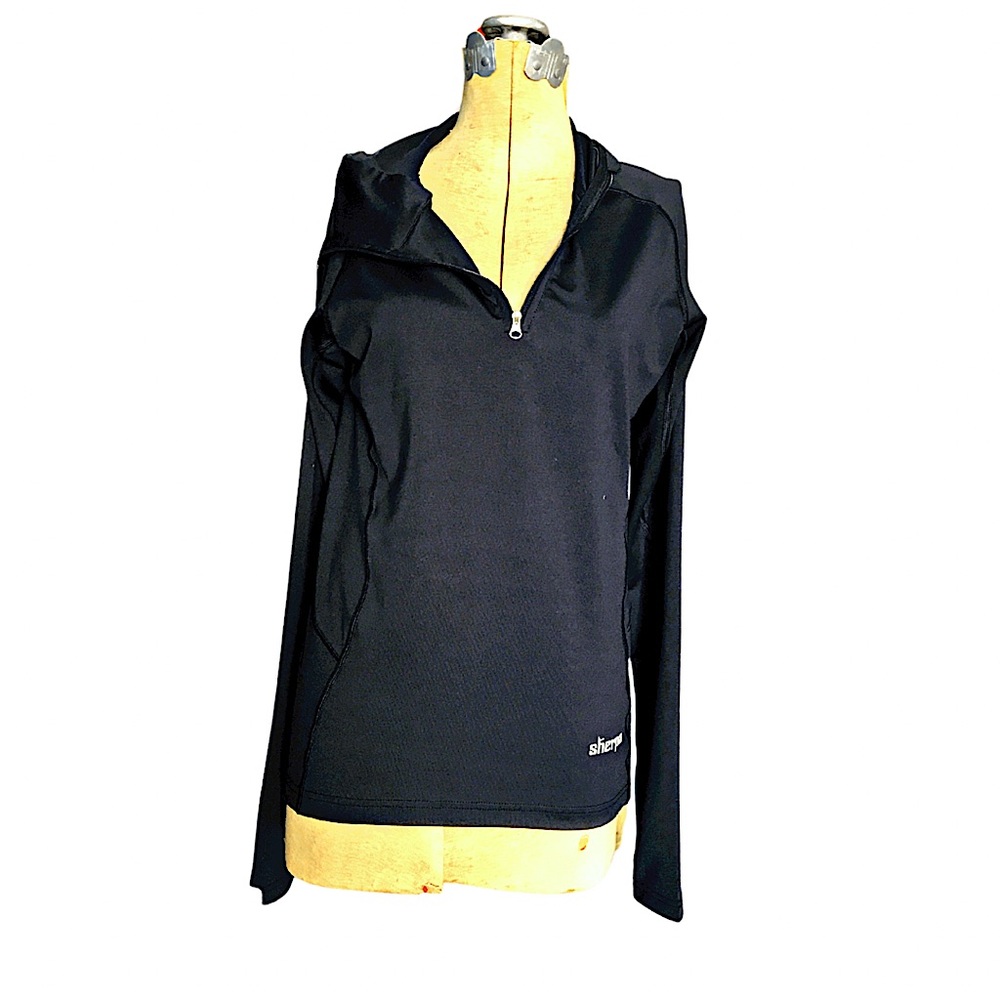 Sherpa Adventure Gear-Women’s small black Quarter zip hooded Pull-over sweater